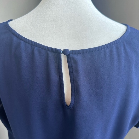 Express High Low Blue Short Sleeve Top Semi-Sheer Size Small - Picture 5 of 7